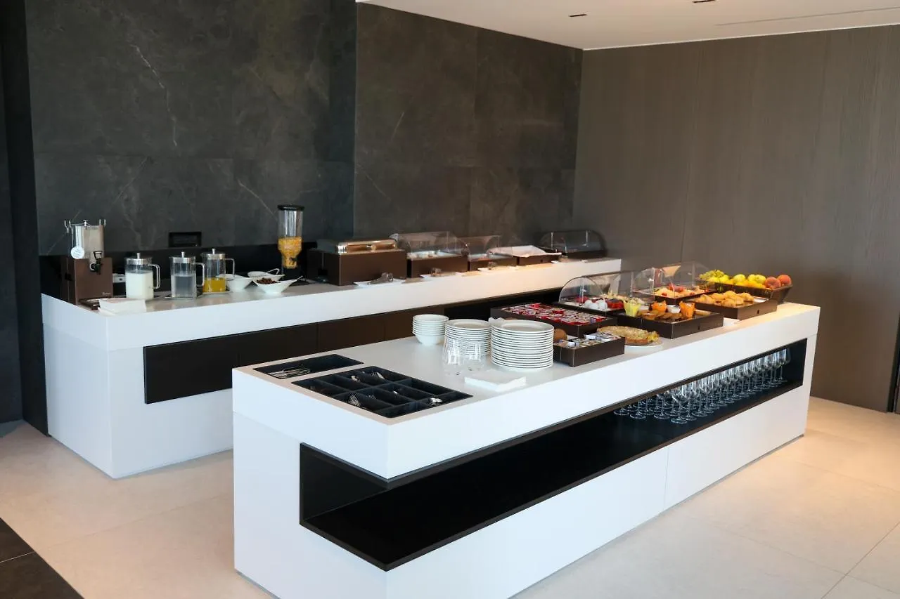 Mango Luxury Resorts Sarandë 4*,